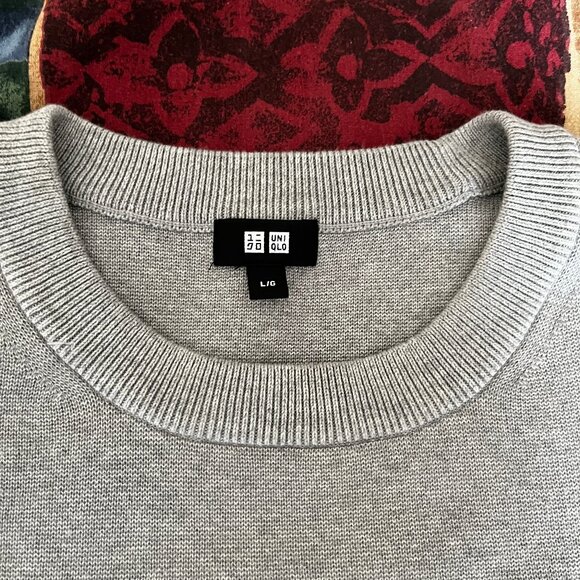 NWOT Uniqlo cotton sweater - Picture 2 of 2